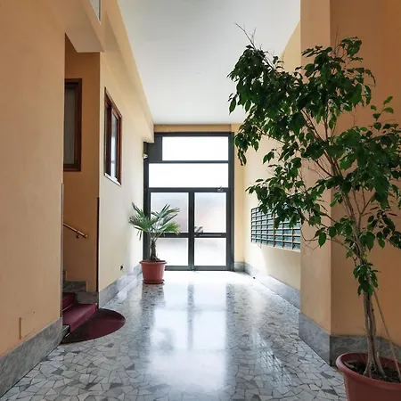 Chiara's Porta Vittoria Apartment
